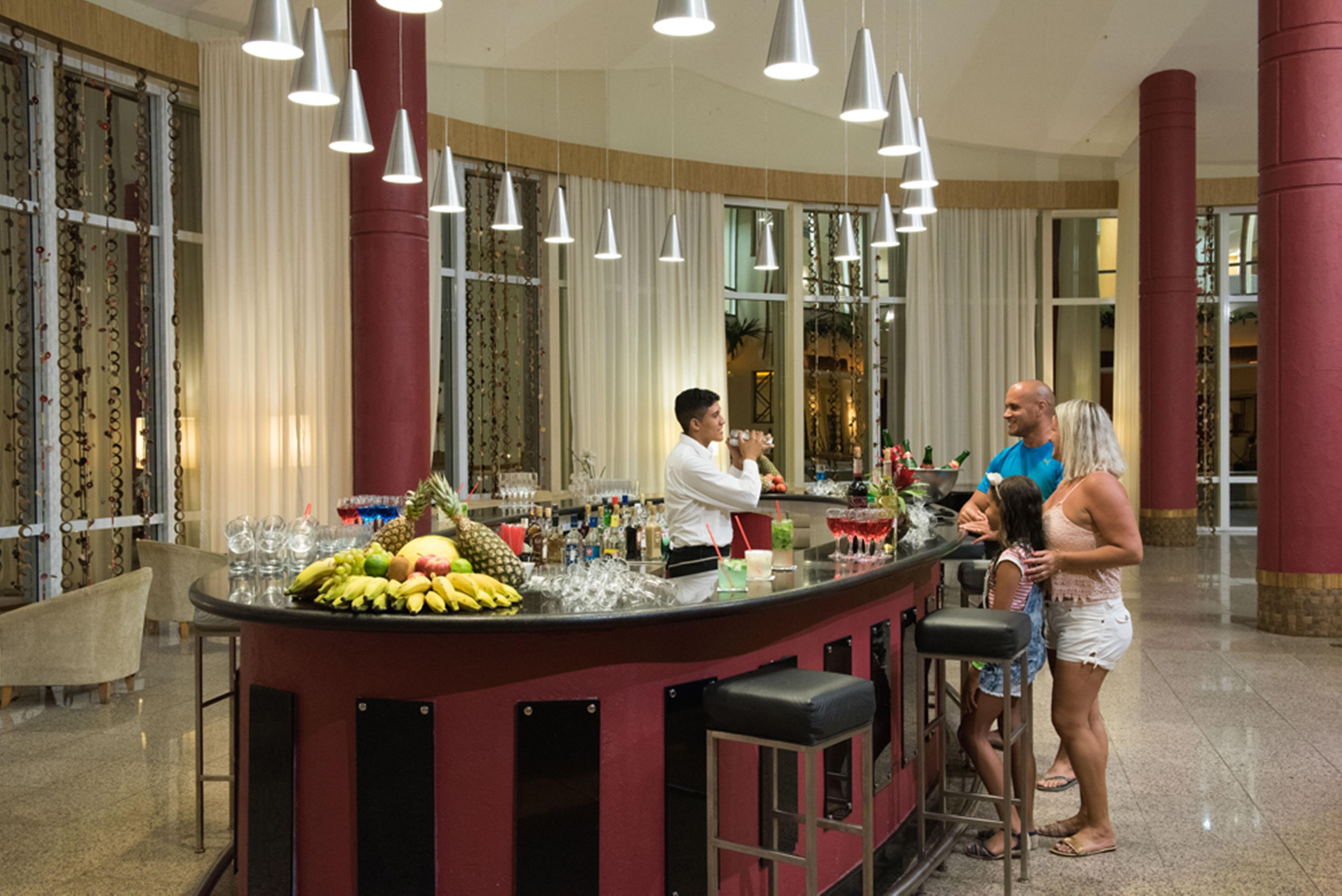 Vila Gale Eco Resort Angra Angra dos Reis Kültér fotó A bar at a resort